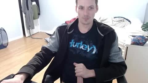 thebigbamboo26 online show from December 12, 9:15 pm