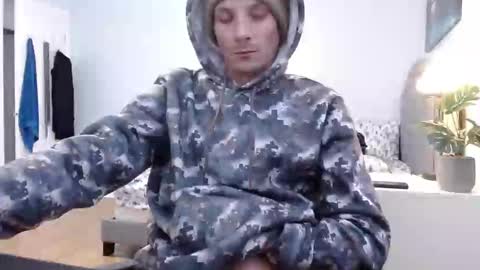 thebigbamboo26 online show from March 7, 6:33 pm