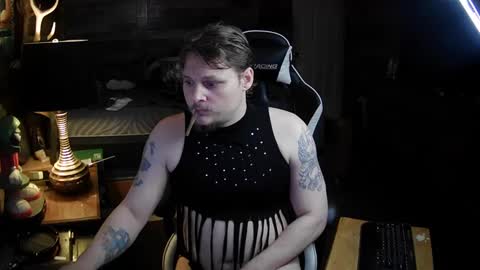 Snapshot of thedemonlord93 chatting on October 7, 12:59 am thedemonlord93 online show from October 7, 12:59 am