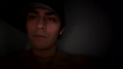 theglorious2002 online show from December 16, 9:05 am