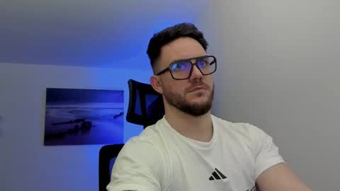 Alex online show from February 18, 4:21 am