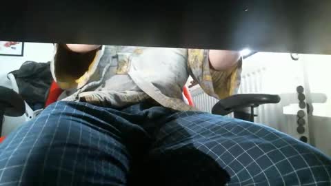 thelittleteaser online show from April 20, 2:41 pm