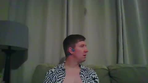 Snapshot of themormonman chatting on February 13, 4:32 am Daisy and Tim online show from February 13, 4:32 am