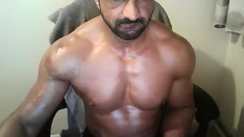 Snapshot of themusclefactory chatting on September 25, 7:13 pm TheMuscleFactory online show from September 25, 7:13 pm