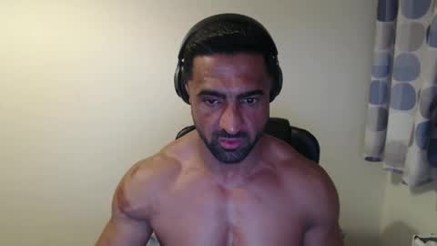 Snapshot of themusclefactory chatting on October 4, 6:13 pm TheMuscleFactory online show from October 4, 6:13 pm