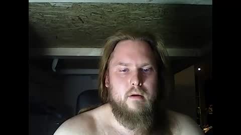 Snapshot of thenewdude1992 chatting on March 12, 7:17 pm thenewdude1992 online show from March 12, 7:17 pm