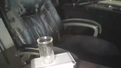 theonedirtyman online show from November 19, 5:40 am