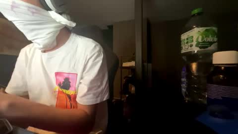 theothede19cm online show from October 21, 8:34 pm