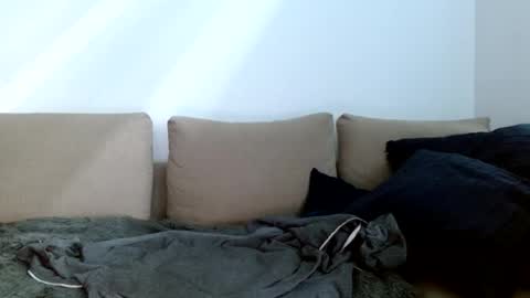 Yoshi online show from December 23, 6:27 pm