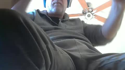 Snapshot of thereisnospoon1970 chatting on January 3, 9:26 pm Neo online show from January 3, 9:26 pm