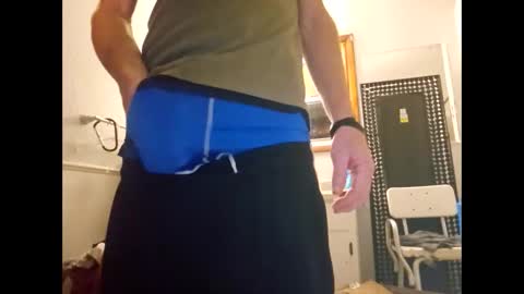 therizzler_1_of_1 online show from April 4, 5:04 am