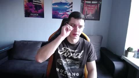 Nick   online show from March 22, 3:17 pm