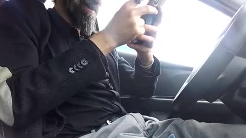 thesixpack_ online show from April 15, 12:49 pm