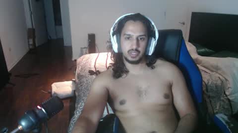 Snapshot of theworldisavampire2 chatting on September 11, 7:51 am theworldisavampire2 online show from September 11, 7:51 am