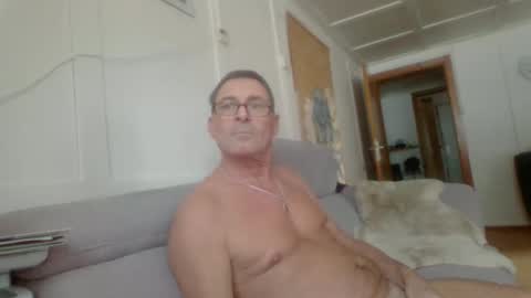 Snapshot of thhe13 chatting on January 12, 1:48 pm thhe13 online show from January 12, 1:48 pm