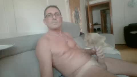 Snapshot of thhe13 chatting on January 15, 2:02 pm thhe13 online show from January 15, 2:02 pm