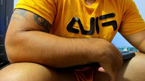 Thiago online show from April 11, 6:42 am