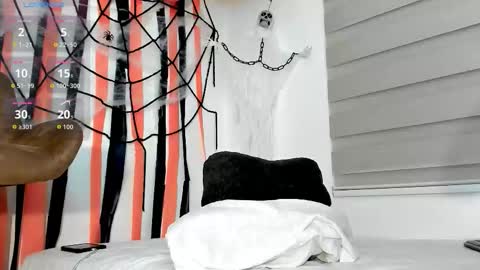 Snapshot of thiago_hill chatting on October 25, 2:24 am Thiago online show from October 25, 2:24 am