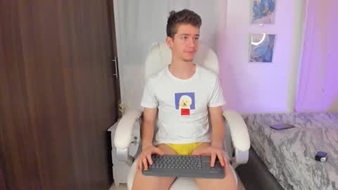 Manuel online show from October 13, 2:50 am