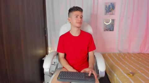 Snapshot of thiago_james69 chatting on September 20, 3:39 am Manuel online show from September 20, 3:39 am