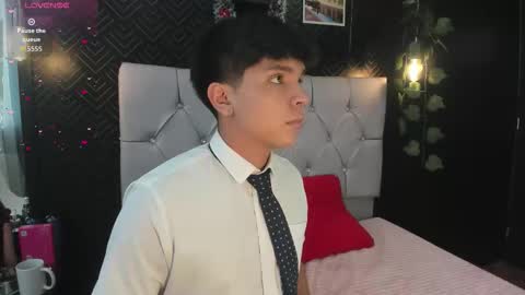 thiago online show from November 20, 1:43 pm