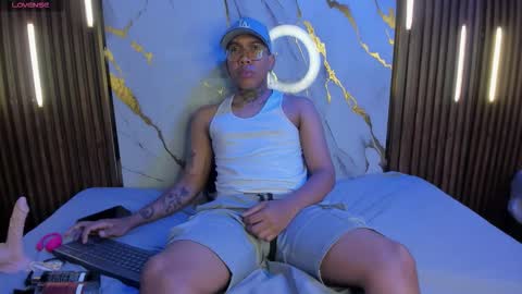 ThiagoBerry online show from February 9, 11:59 am