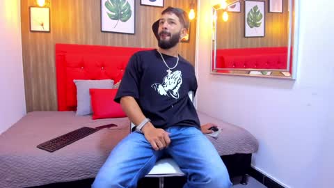 Thia Gomez online show from January 23, 12:19 pm