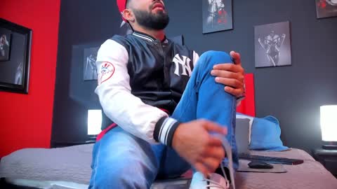 Thia Gomez online show from January 20, 12:28 pm