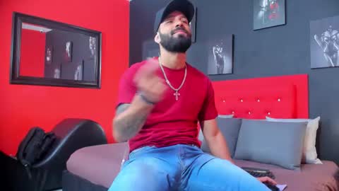 Thia Gomez online show from September 11, 12:26 pm