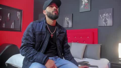 Thia Gomez online show from September 25, 12:26 pm