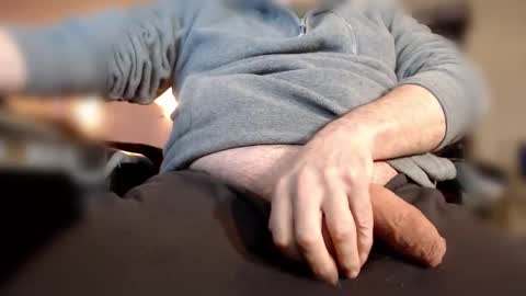 thick_n_juicy_4u online show from February 15, 9:12 pm