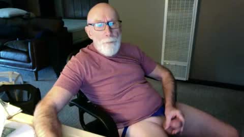 Snapshot of thickmorningwoodinyoualways chatting on December 27, 5:26 pm Thickmorningwoodinyou always online show from December 27, 5:26 pm