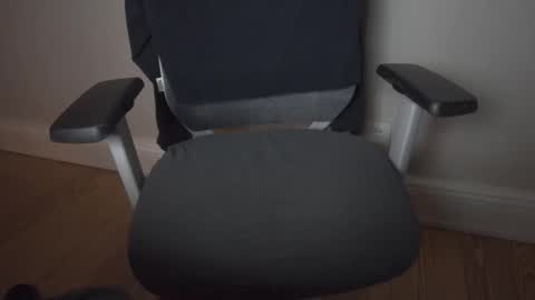 thicksized online show from November 21, 9:14 pm