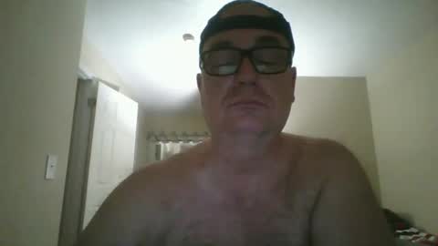 Snapshot of thickwhiteload chatting on December 31, 8:12 pm thickwhiteload online show from December 31, 8:12 pm