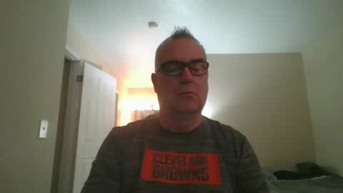 Snapshot of thickwhiteload chatting on January 4, 2:46 pm thickwhiteload online show from January 4, 2:46 pm