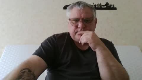 Thierrysymp online show from February 15, 10:35 am