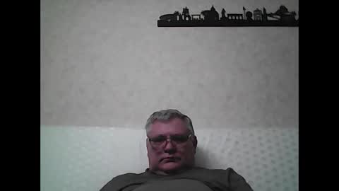 Thierrysymp online show from December 3, 5:19 pm