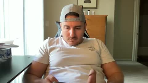 Snapshot of thisbigjewishdick chatting on March 3, 11:23 pm This Big Jewish Dick online show from March 3, 11:23 pm