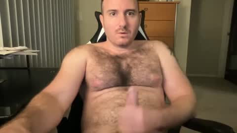 Snapshot of thisbigjewishdick chatting on December 27, 2:04 am This Big Jewish Dick online show from December 27, 2:04 am