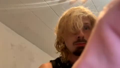 thisolboi online show from July 11, 7:10 am