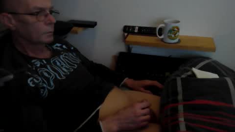 thomas6799 online show from January 18, 9:00 am