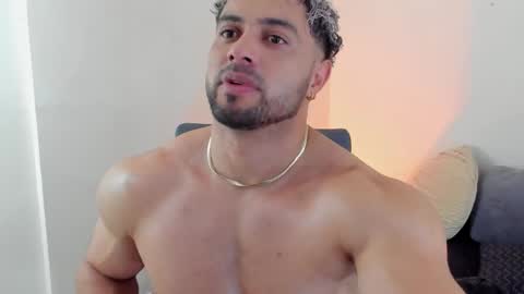 Thomas Brandon online show from March 4, 2:40 am