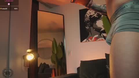 Thomas Falcon online show from January 17, 3:53 am