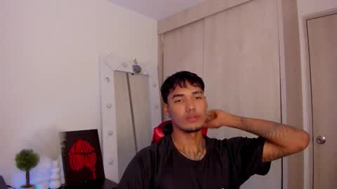 Thomas online show from May 15, 5:26 am