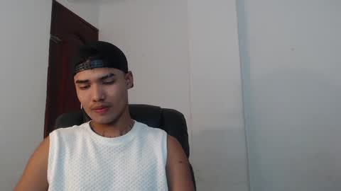 Thomas online show from December 13, 9:52 pm