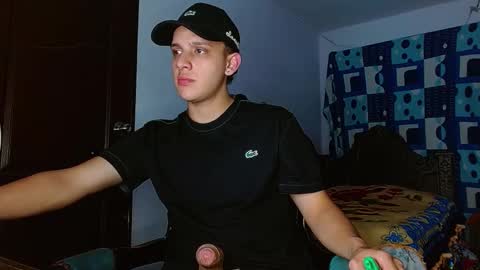 ---Thomas--- online show from November 4, 5:30 am