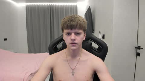 Tomas online show from April 10, 7:21 pm