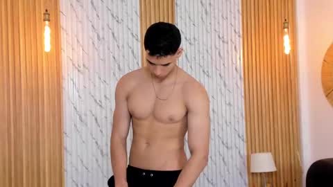 Thomas online show from September 18, 12:18 pm