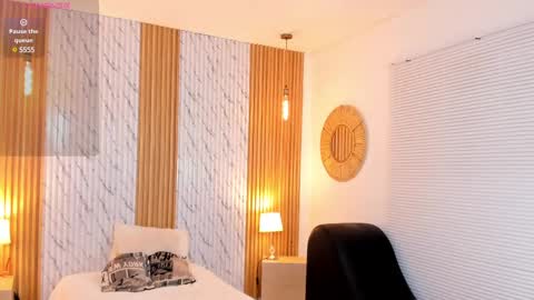 Thomas online show from March 8, 8:13 pm