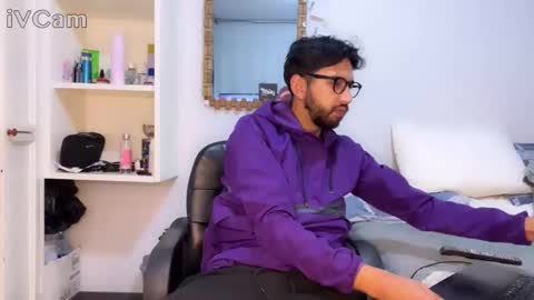 thomass10183 online show from February 23, 3:30 am